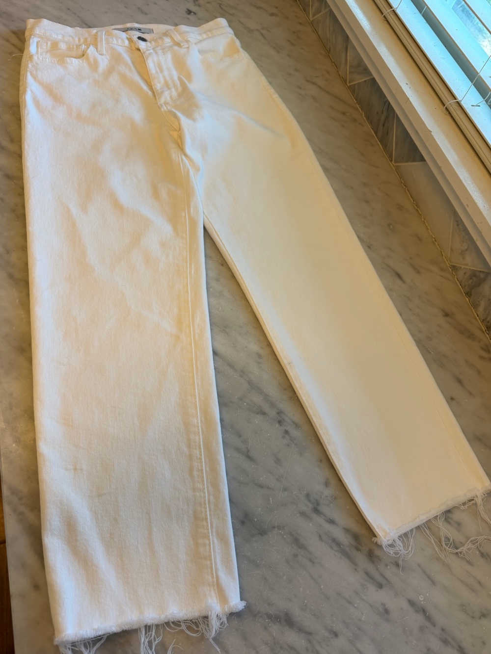 Joes Jeans - High Rise - Jeans in White - Size 26